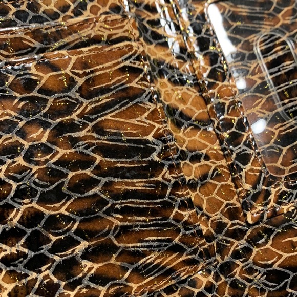 HOBO International Clutch Wallet - Picture 6 of 14